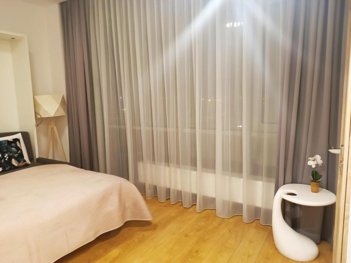 Apartamenty Aleje Jerozolimskie ワルシャワ エクステリア 写真